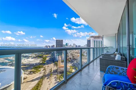 888 Biscayne Boulevard Miami FL 33132