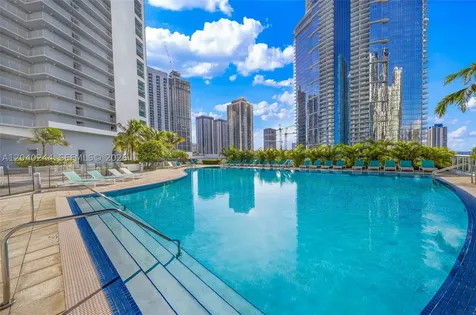 888 Biscayne Boulevard Miami FL 33132