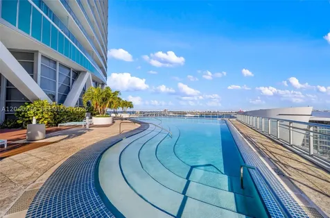 888 Biscayne Boulevard Miami FL 33132