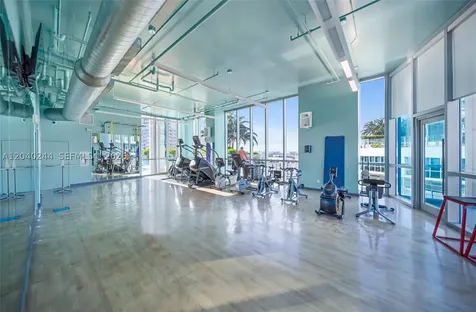 888 Biscayne Boulevard Miami FL 33132