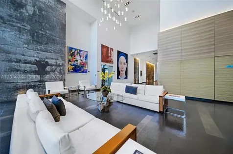 888 Biscayne Boulevard Miami FL 33132
