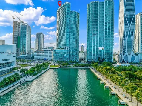 888 Biscayne Boulevard Miami FL 33132