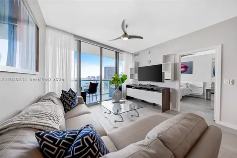 888 Biscayne Boulevard Miami FL 33132