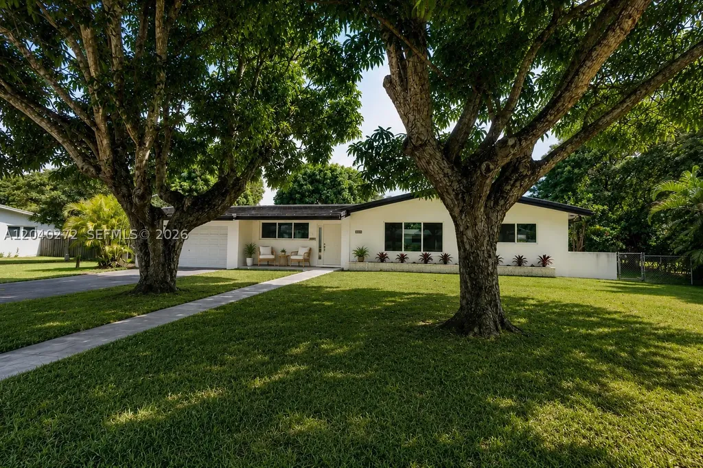 8265 SW 149th Drive Palmetto Bay FL 33158