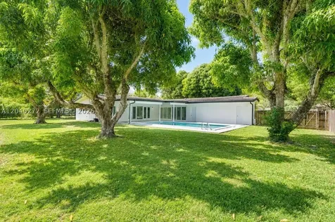 8265 SW 149th Drive Palmetto Bay FL 33158