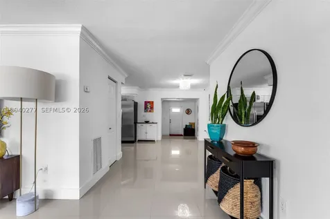 2131 SW 17th Street Miami FL 33145