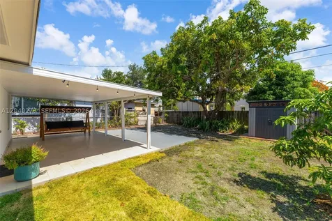 2131 SW 17th Street Miami FL 33145