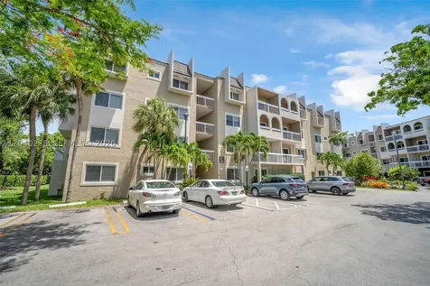 8101 Camino Real Miami FL 33143