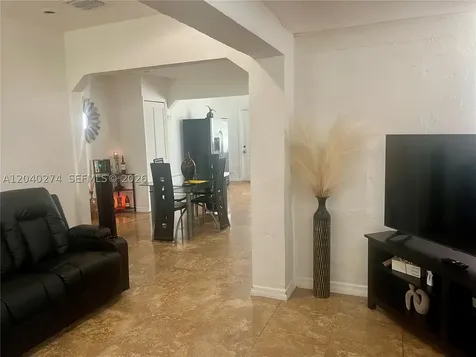 521 NW 32nd Place Miami FL 33125