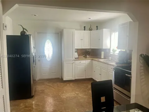 521 NW 32nd Place Miami FL 33125