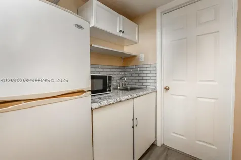 1021 SW 104th Court Miami FL 33174