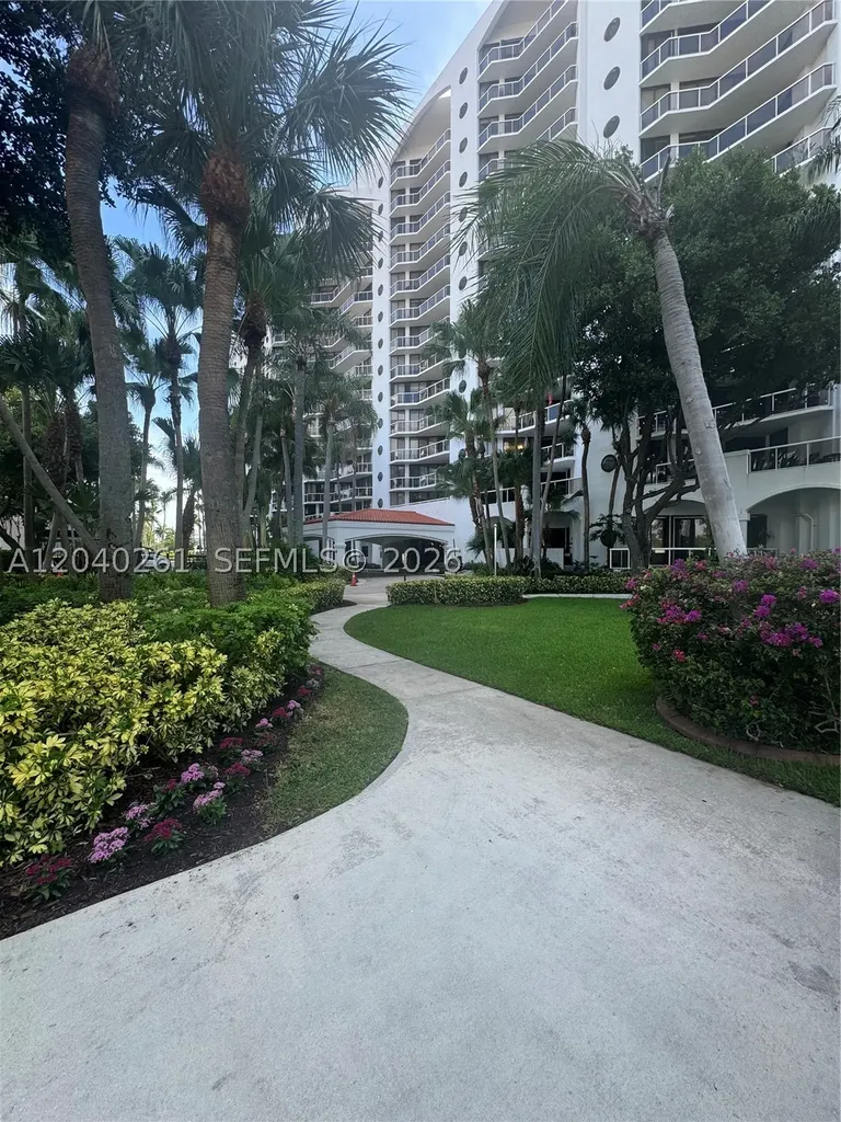 3610 Yacht Club Drive Aventura FL 33180
