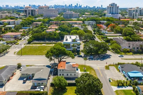4201 SW 11th Street Miami FL 33134