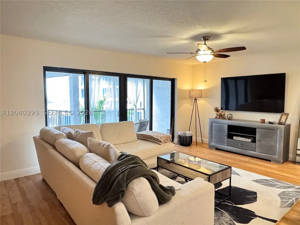 520 Orton Avenue Fort Lauderdale FL 33304