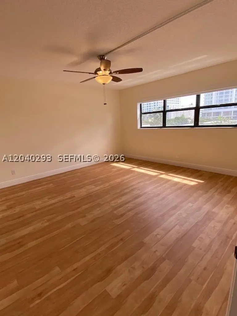 520 Orton Avenue Fort Lauderdale FL 33304