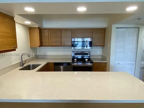 520 Orton Avenue Fort Lauderdale FL 33304