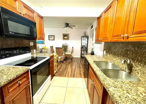 4031 Harwood D Deerfield Beach FL 33442