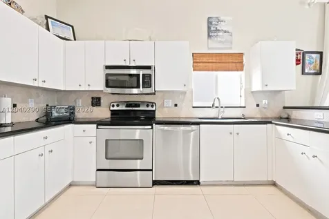 1081 Allamanda Way Weston FL 33327