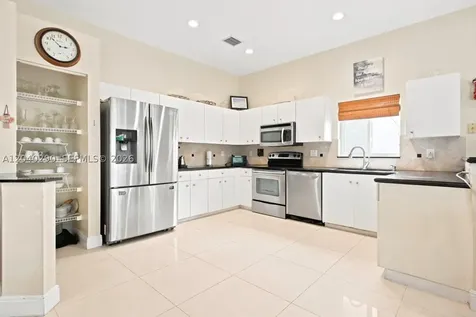 1081 Allamanda Way Weston FL 33327