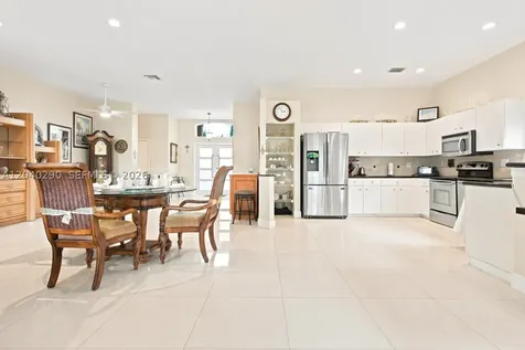 1081 Allamanda Way Weston FL 33327