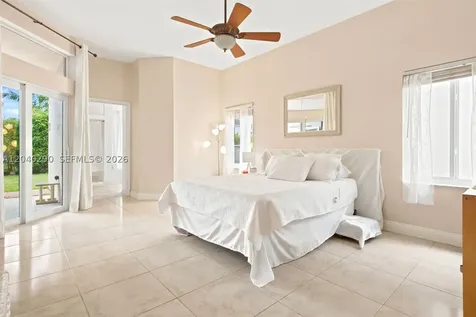 1081 Allamanda Way Weston FL 33327