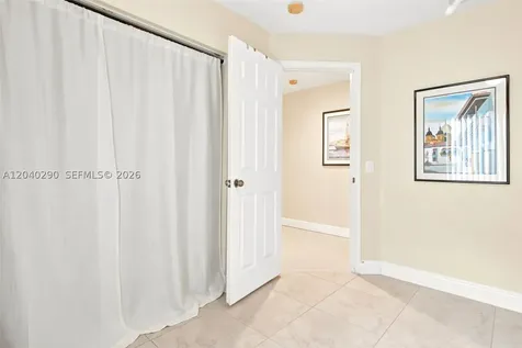1081 Allamanda Way Weston FL 33327