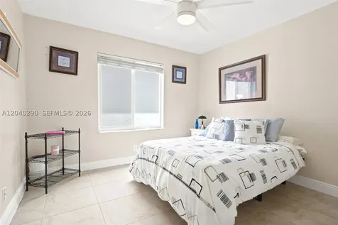 1081 Allamanda Way Weston FL 33327
