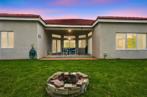 1081 Allamanda Way Weston FL 33327