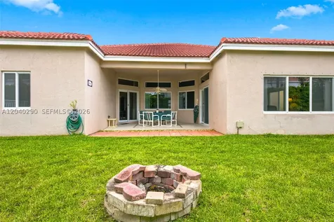 1081 Allamanda Way Weston FL 33327