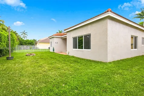 1081 Allamanda Way Weston FL 33327