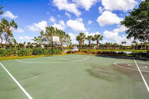 1081 Allamanda Way Weston FL 33327