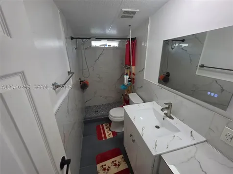 1529 SW 131 Avenue Miami FL 33184