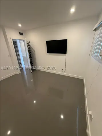 13105 Ixora Court North Miami FL 33181