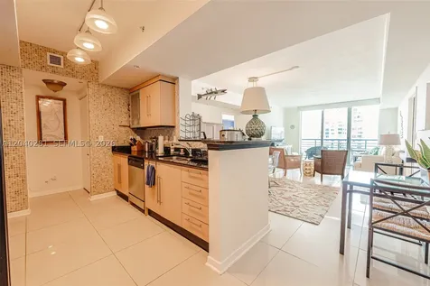 325 S Biscayne Boulevard Miami FL 33131