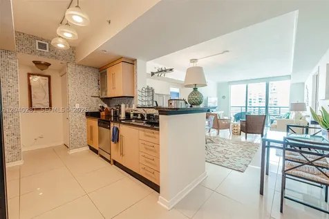 325 S Biscayne Boulevard Miami FL 33131
