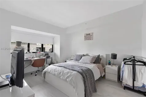 650 NE 32nd Street Miami FL 33137