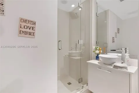 650 NE 32nd Street Miami FL 33137