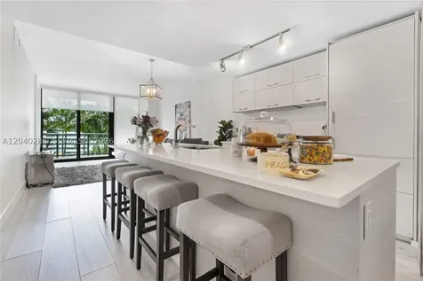 650 NE 32nd Street Miami FL 33137