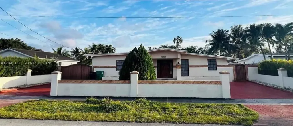 11470 SW 57th Terrace Miami FL 33173