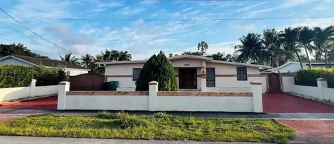 11470 SW 57th Terrace Miami FL 33173