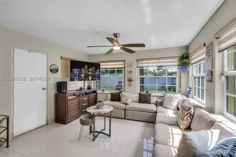 302 NW 100th Street Miami FL 33150