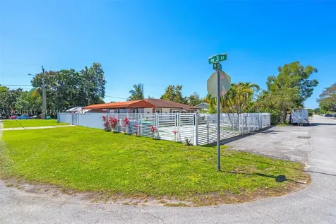 302 NW 100th Street Miami FL 33150