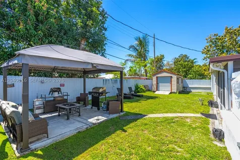 302 NW 100th Street Miami FL 33150