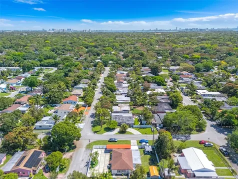 302 NW 100th Street Miami FL 33150