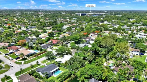 10435 SW 96th Street Miami FL 33176
