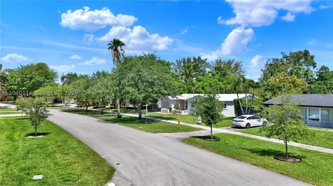 10435 SW 96th Street Miami FL 33176