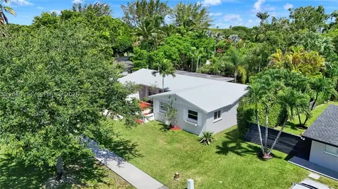 10435 SW 96th Street Miami FL 33176