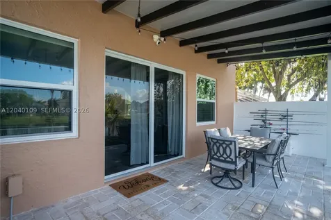 754 NW 154th Avenue Pembroke Pines FL 33028