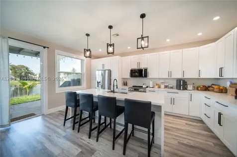 754 NW 154th Avenue Pembroke Pines FL 33028