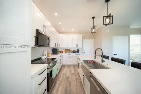 754 NW 154th Avenue Pembroke Pines FL 33028